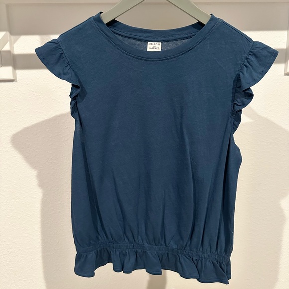 Melrose and Market Top - Picture 2 of 4